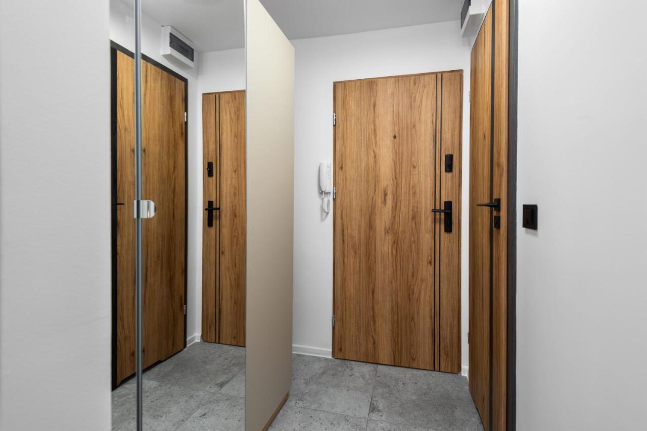 Apartment Kairos - Silver - Darmowy Parking, Scisle Centrum *